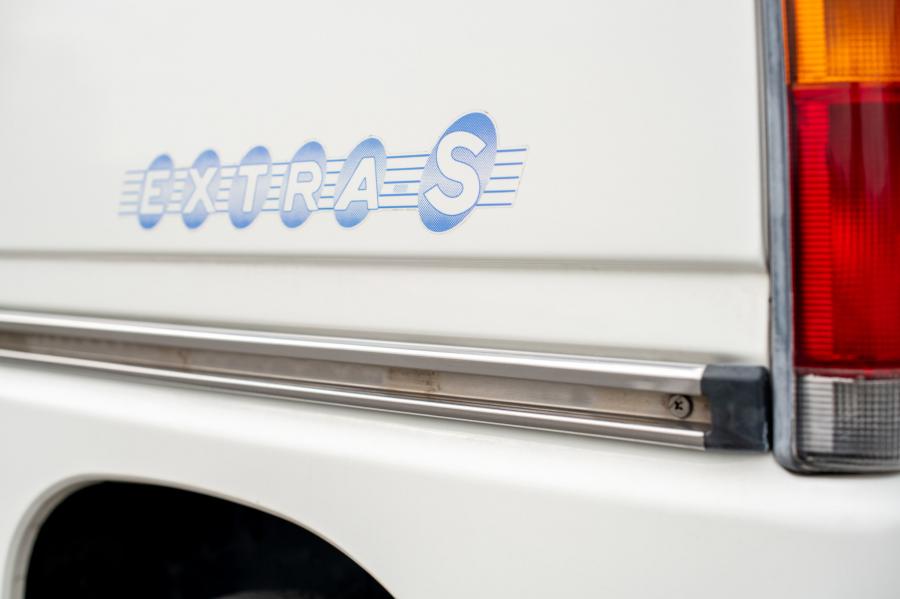 Детали экстерьера Subaru Sambar Dias Extra S (KV3) 1993 года  (фото 28 из 110)